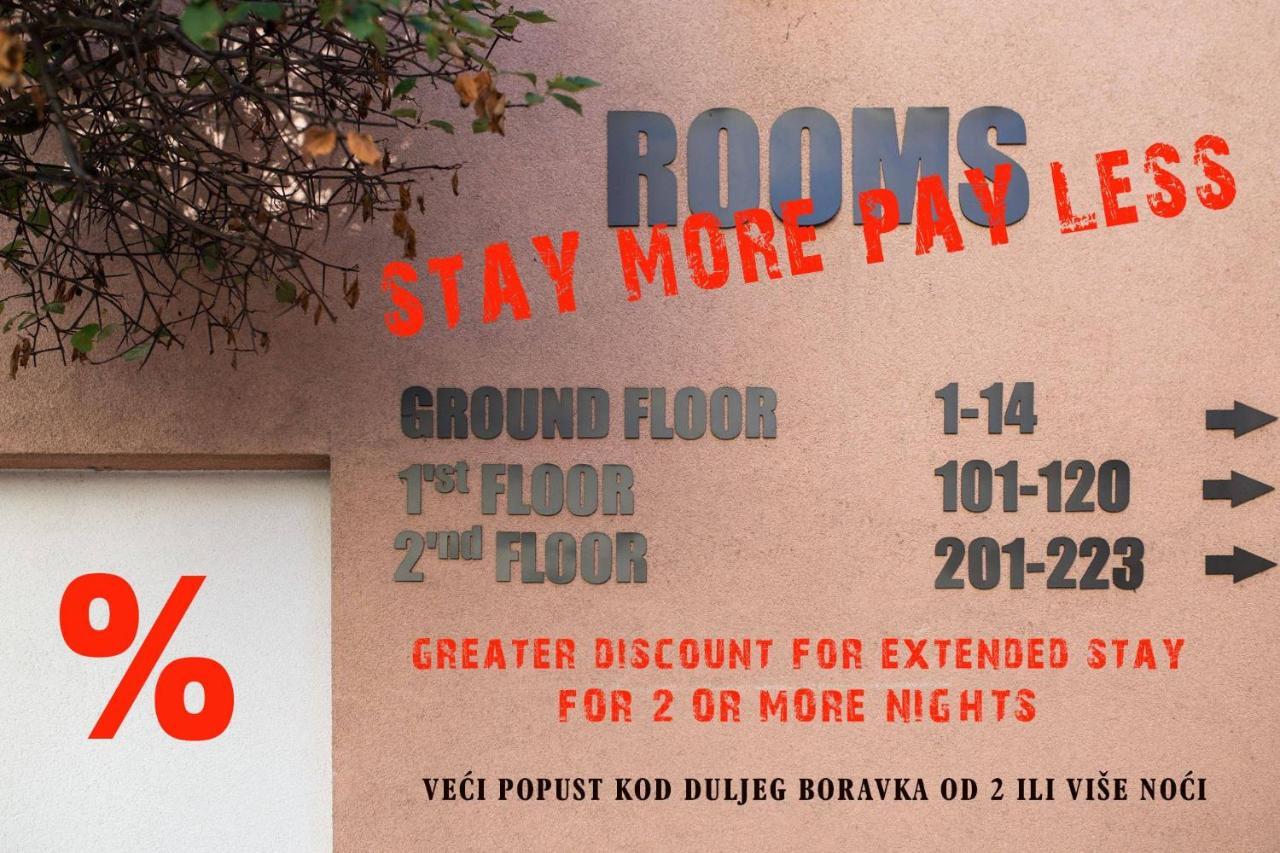 Apartemen 1000 m² dengan 21 kamar tidur dan 21 kamar mandi pribadi di Tresnjevka Zagreb Bagian luar foto