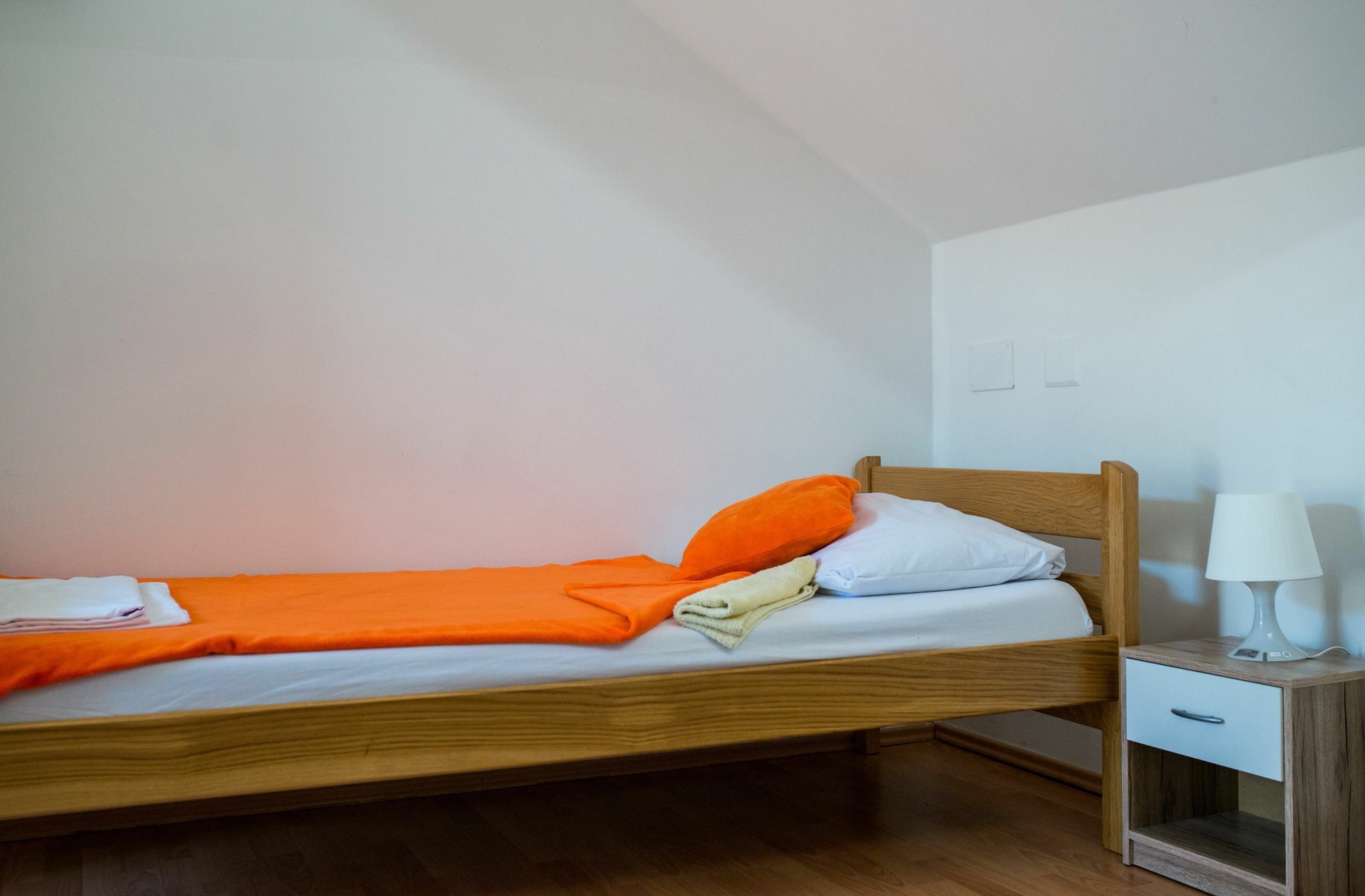 Apartemen 1000 m² dengan 21 kamar tidur dan 21 kamar mandi pribadi di Tresnjevka Zagreb Bagian luar foto