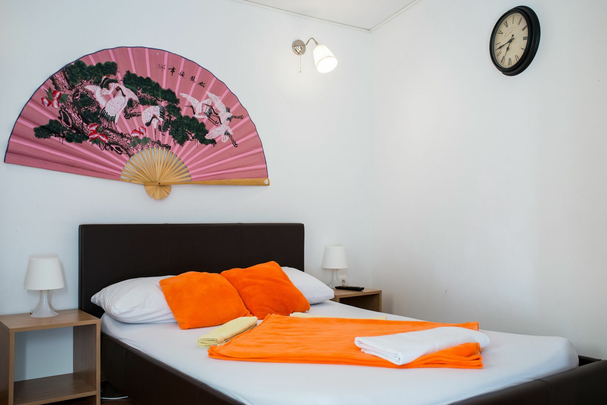 Apartemen 1000 m² dengan 21 kamar tidur dan 21 kamar mandi pribadi di Tresnjevka Zagreb Bagian luar foto