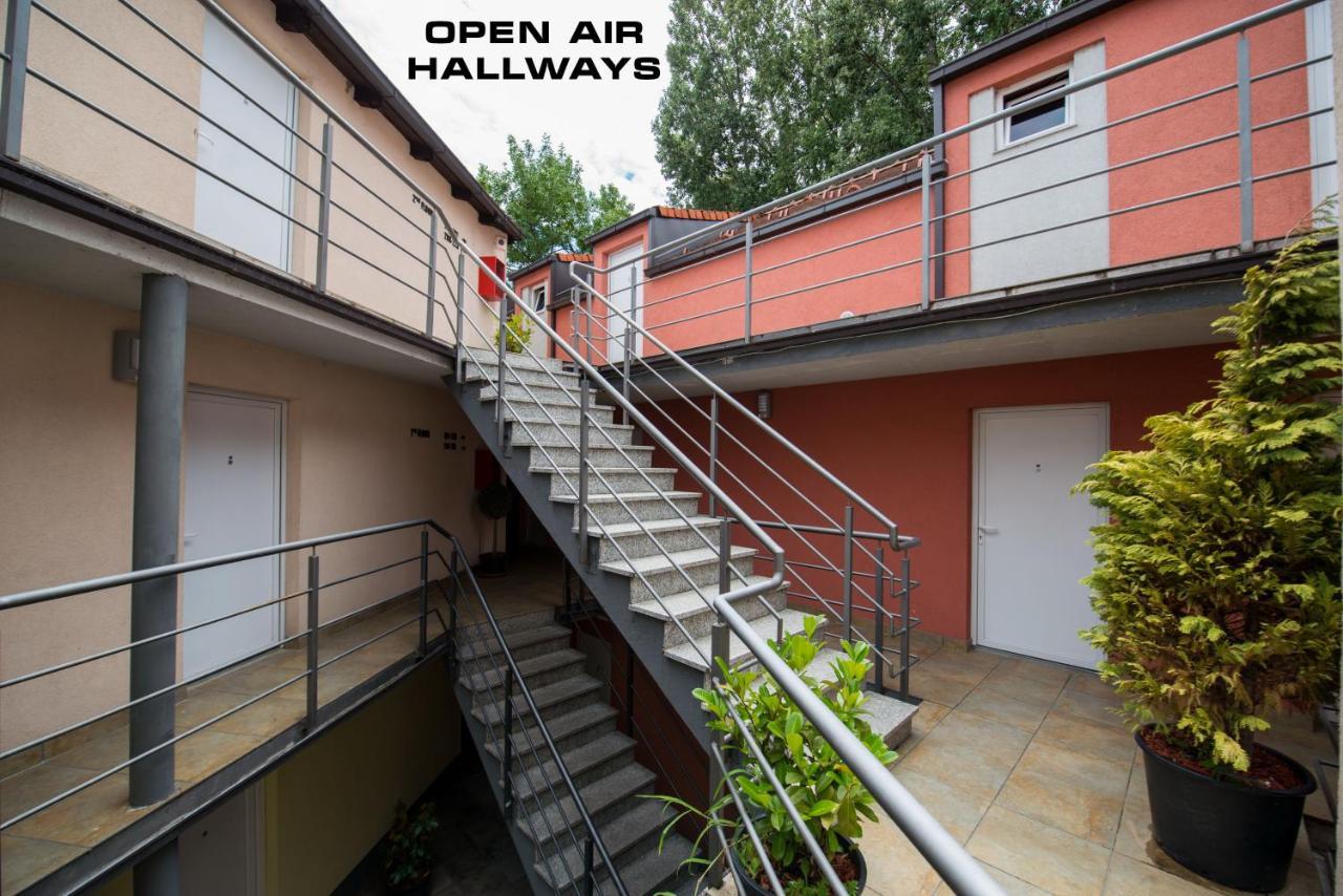 Apartemen 1000 m² dengan 21 kamar tidur dan 21 kamar mandi pribadi di Tresnjevka Zagreb Bagian luar foto